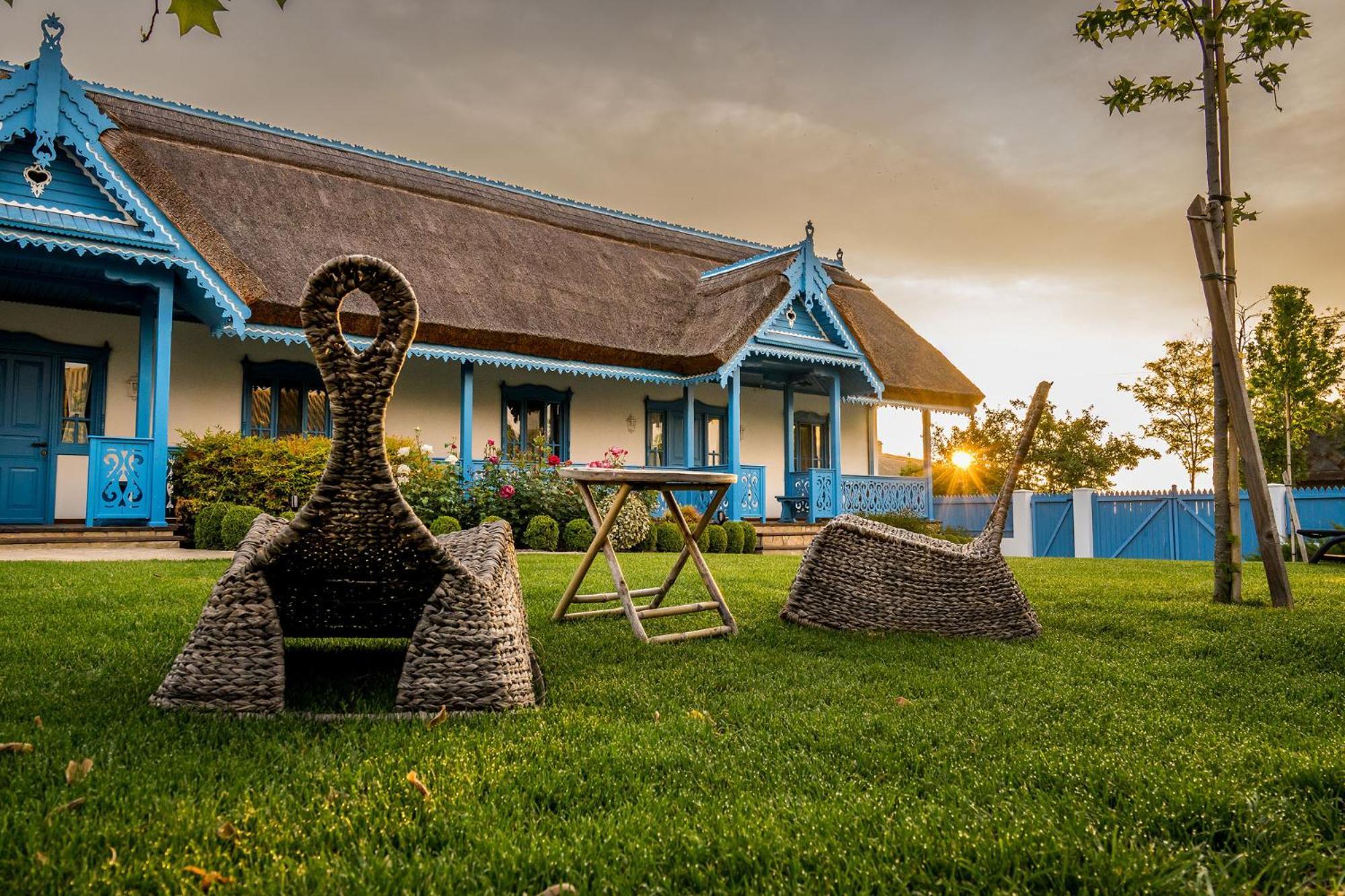 Casa Filip Din Sarichioi Hotel Exterior foto
